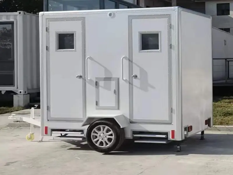 Smart Way-transportable Prefab Mobile Fiberglass Trailer Toilet
