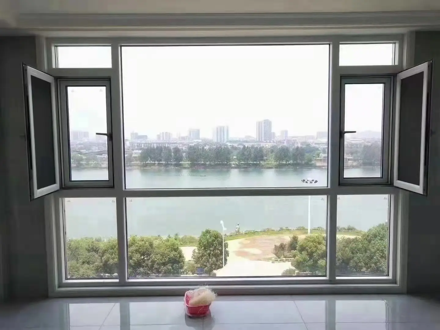 Cheapest Price White Bifold Patio Doors - Luxury modern good sound-proofing Aluminum alloy  – HK prefab